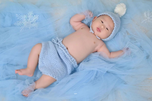 阿克苏怀孕多久肚子会隆起